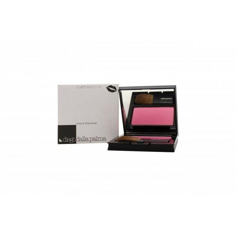 Fard Diego Dalla Palma colore 65 rosa fucsia, texture compatta